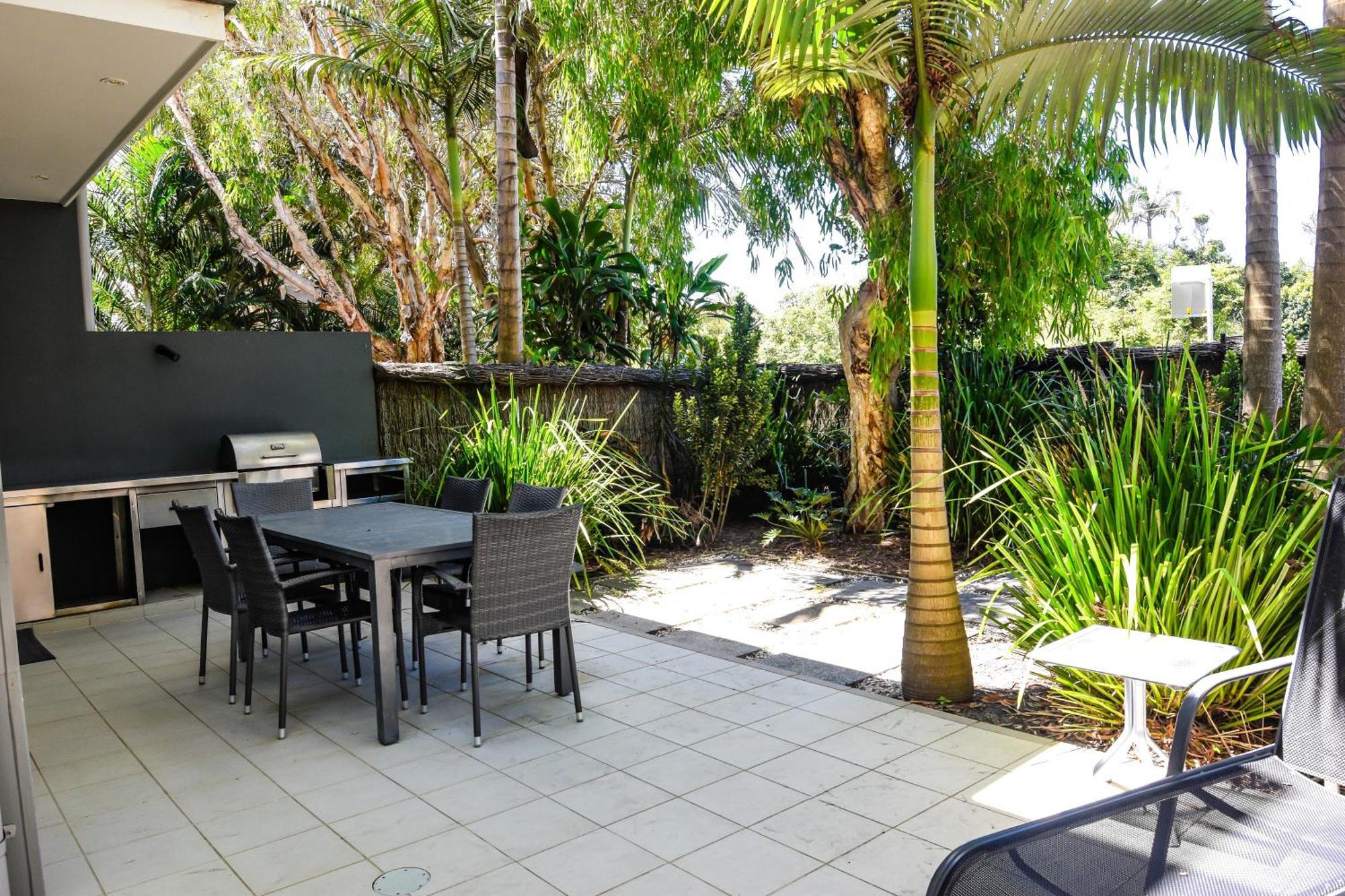 East On Byron Hotel Byron Bay Eksteriør billede